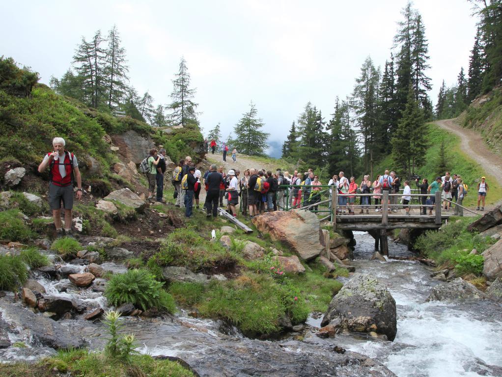 Clubdorf Hotel Alpenrose Galtur Bagian luar foto