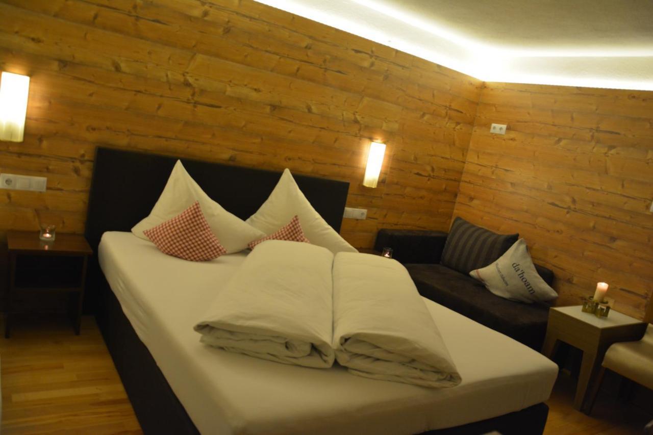 Clubdorf Hotel Alpenrose Galtur Bagian luar foto