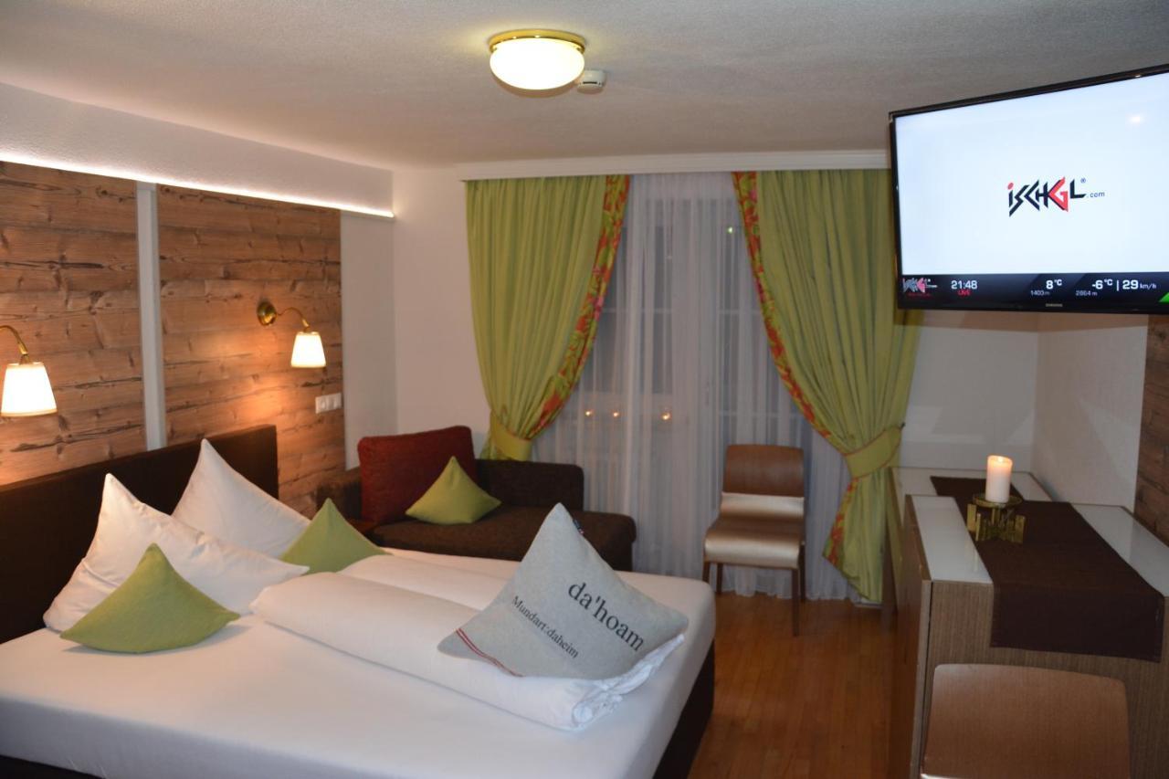 Clubdorf Hotel Alpenrose Galtur Bagian luar foto