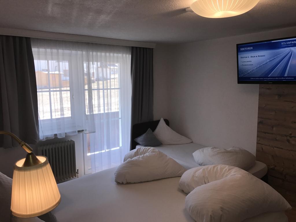 Clubdorf Hotel Alpenrose Galtur Bagian luar foto