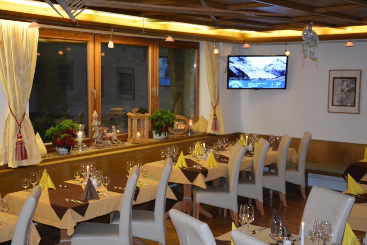 Clubdorf Hotel Alpenrose Galtur Bagian luar foto