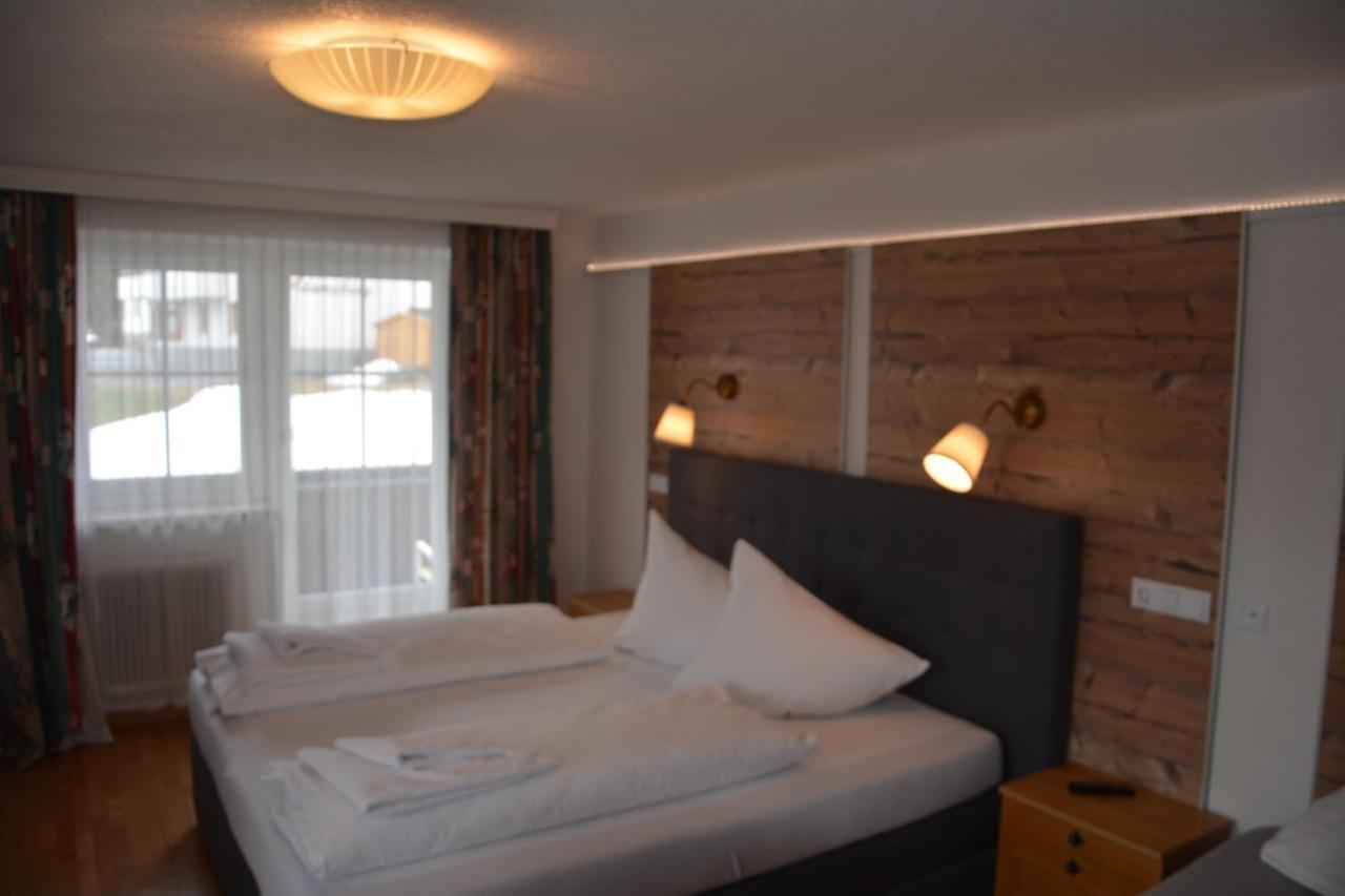 Clubdorf Hotel Alpenrose Galtur Bagian luar foto