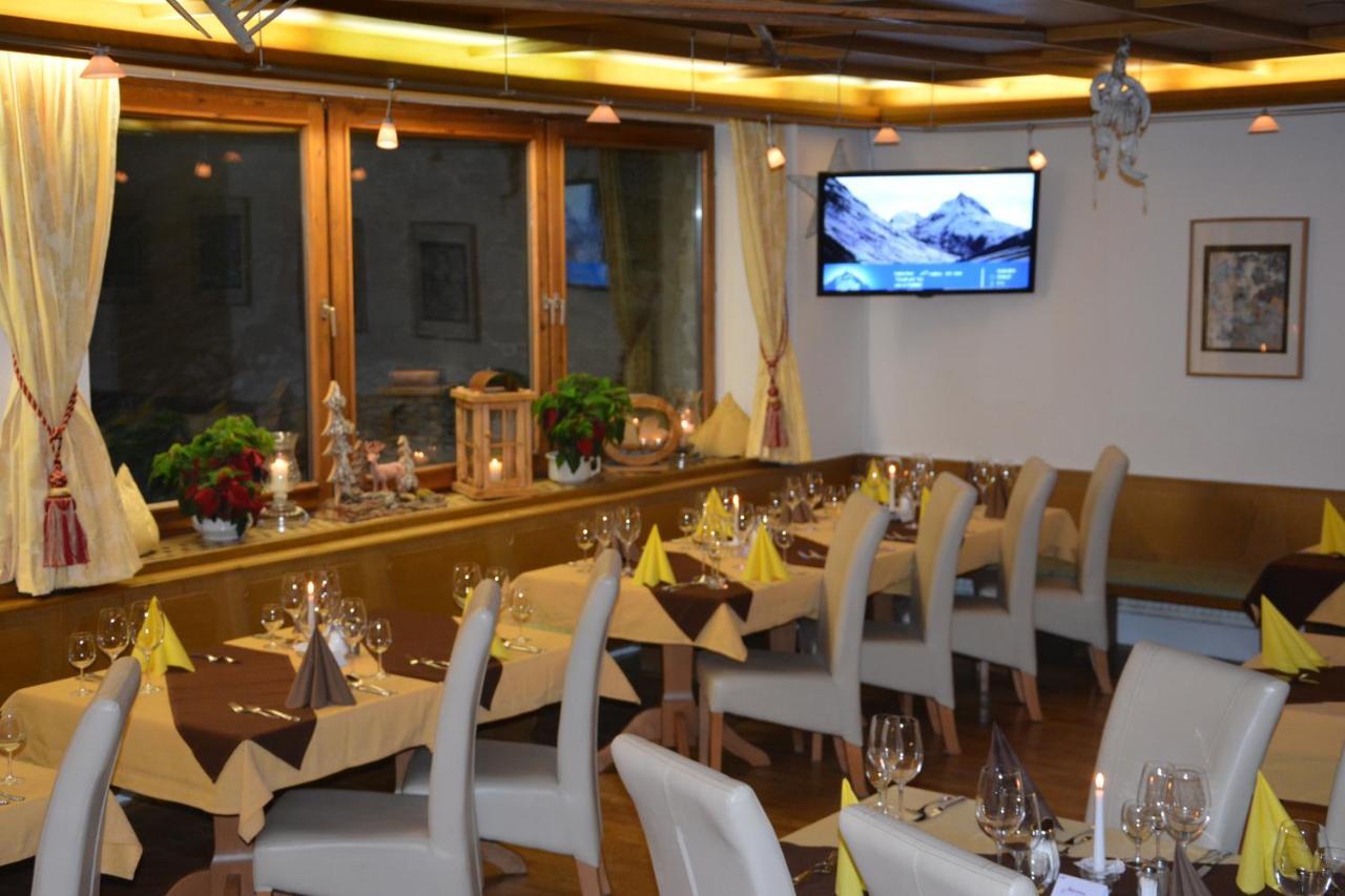 Clubdorf Hotel Alpenrose Galtur Bagian luar foto